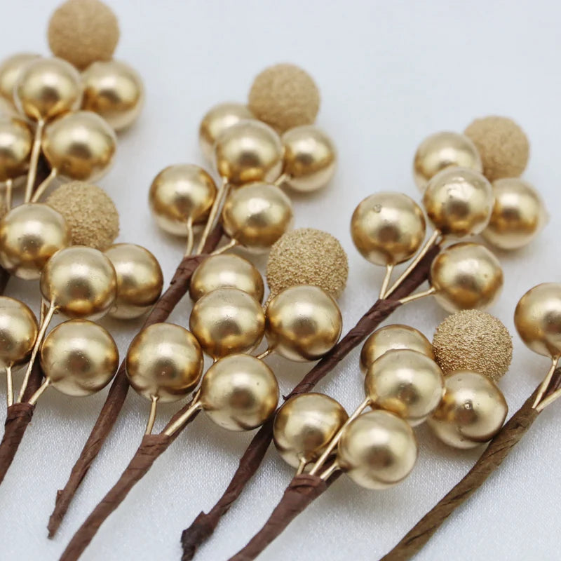 Dekorative Yangmei Beeren Set 10 Stück Schaumstoff Gold für Festliche Dekoration 1