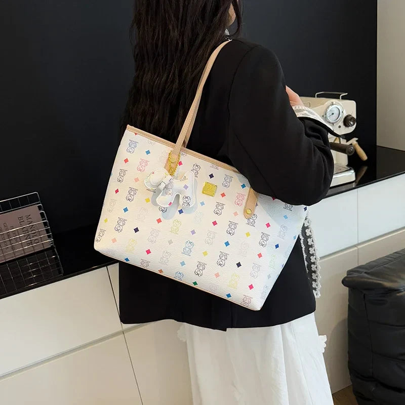 Designer Paris Fashion Crossbody Bag High-End Minimalist Leather Tote Vintage Inspired Commuter Purse Women Elegant Shopper 10
