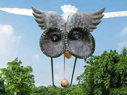 Elegante Windmühlenskulptur aus Metall für den Garten – Bewegliche Flügel, robuste, wetterbeständige Gartenkunst für die Außendekoration 3