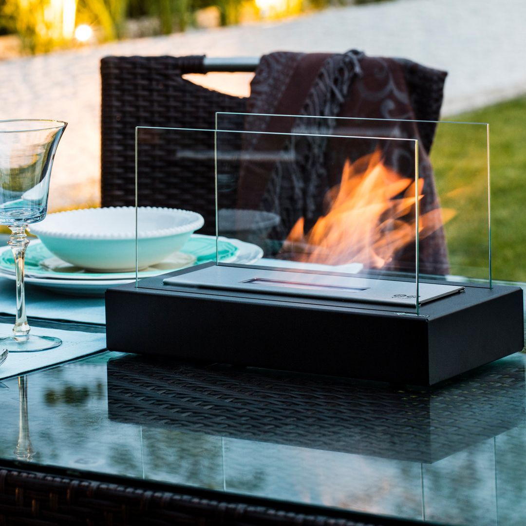 Eleganter Tischkamin aus Glas und Stahl – Tragbarer Bioethanol Kamin für Innen- und Außenbereiche, Tischfeuer mit Stil und Wärme 2
