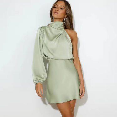 Elegantes Ein-Schulter Abendkleid aus Satin – Fließende Silhouette für Galas und besondere Anlässe, in S, M, L, XL verfügbar 5