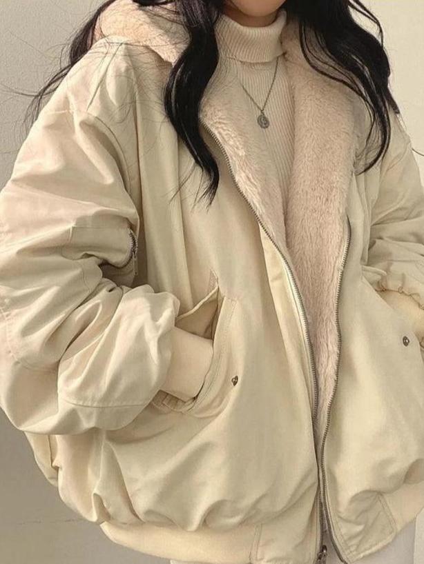 Emily | Gemütliche Übergroße Damen Winterjacke für Winter 3