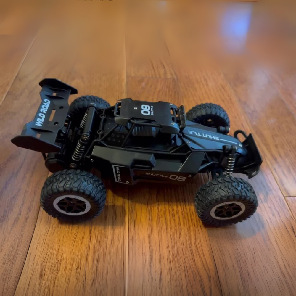 Ferngesteuertes Offroad-Rennauto aus Legierung 8