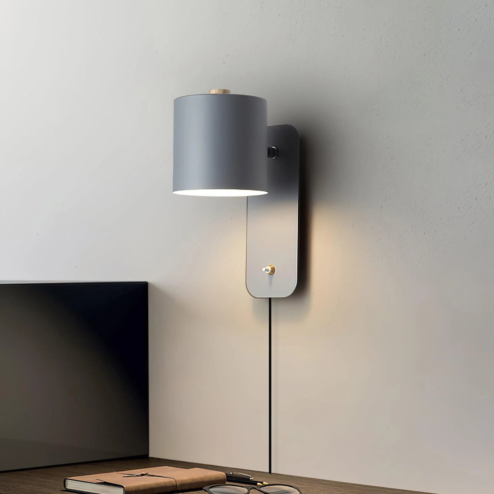 Glenera | Minimalistische Wandleuchte mit Zylindereinsatz für moderne Schlichtheit 1