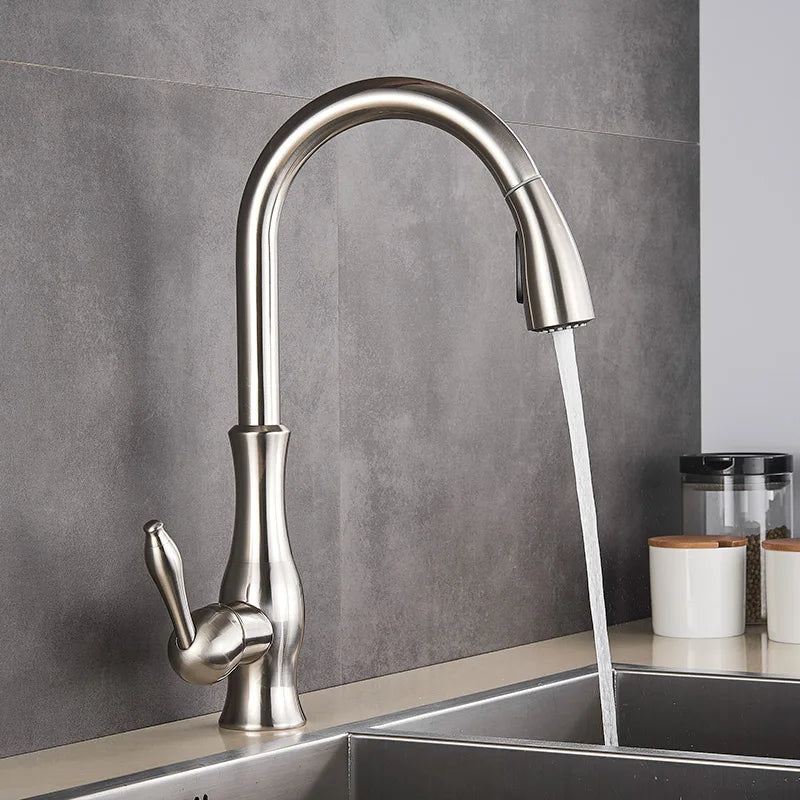 GoldenFlow – Stilvoller goldener Wasserhahn 6
