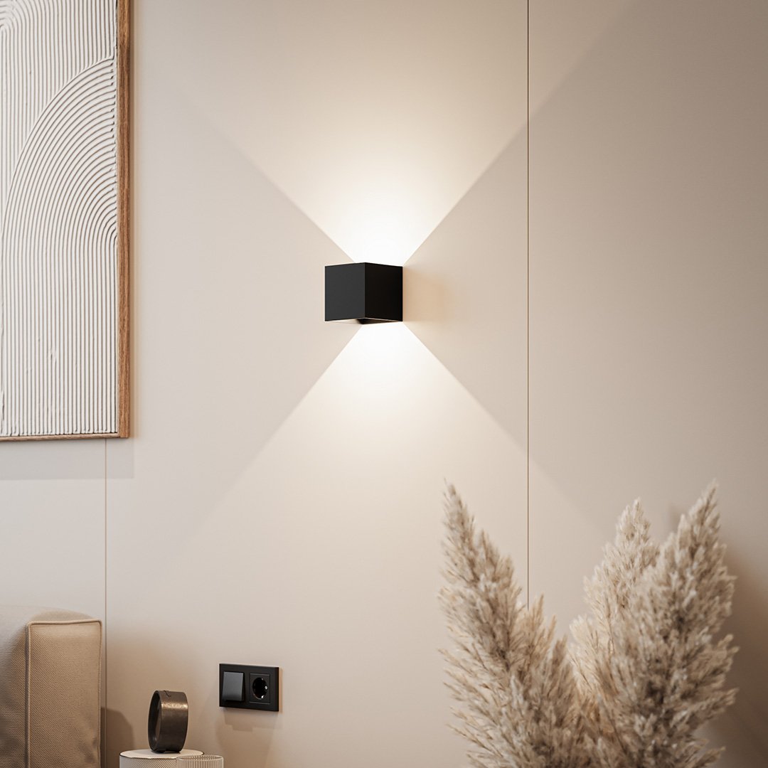 GuardGlow – LED-Wandleuchte mit warmem Licht 0