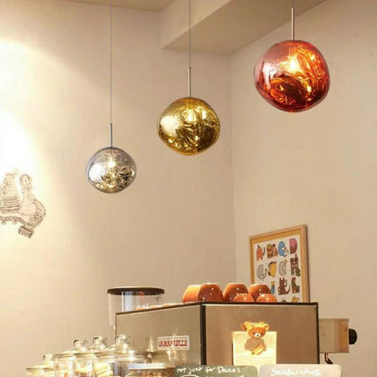 GentleGlow – Clear pendant light for a calming atmosphere