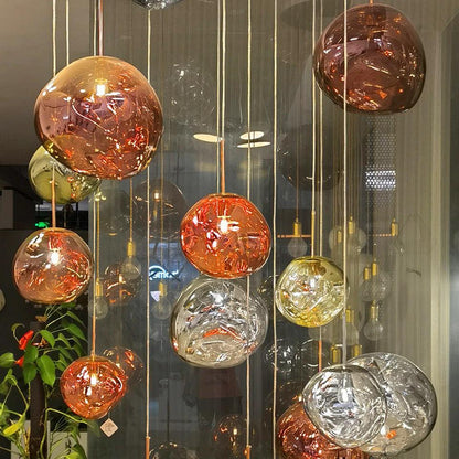 GentleGlow – Clear pendant light for a calming atmosphere