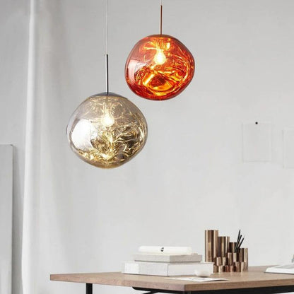 GentleGlow – Clear pendant light for a calming atmosphere