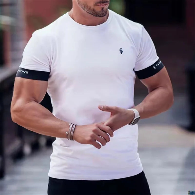 Herren T-Shirt Muscle Fit Kurzarm Atmungsaktives Material für Athletischen Look 1