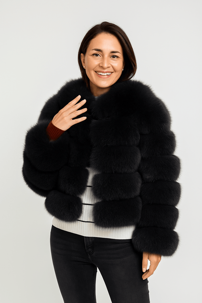 Kirsten | Kurze flauschige Winterjacke aus Kunstfell für Damen 14