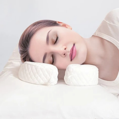 Komfortschlafkissen für Seitenschläfer – Memory Foam mit Gesichtspflege-Funktion in Weiß und Cool Blau 4