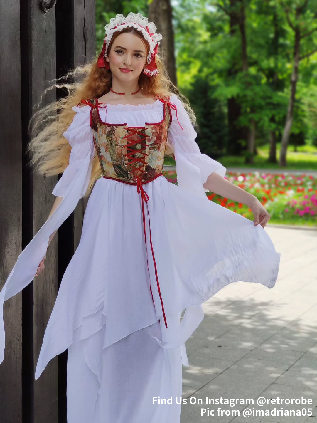 Korsettweste im Renaissance-Stil mit Spitzendesign, Bustier 2