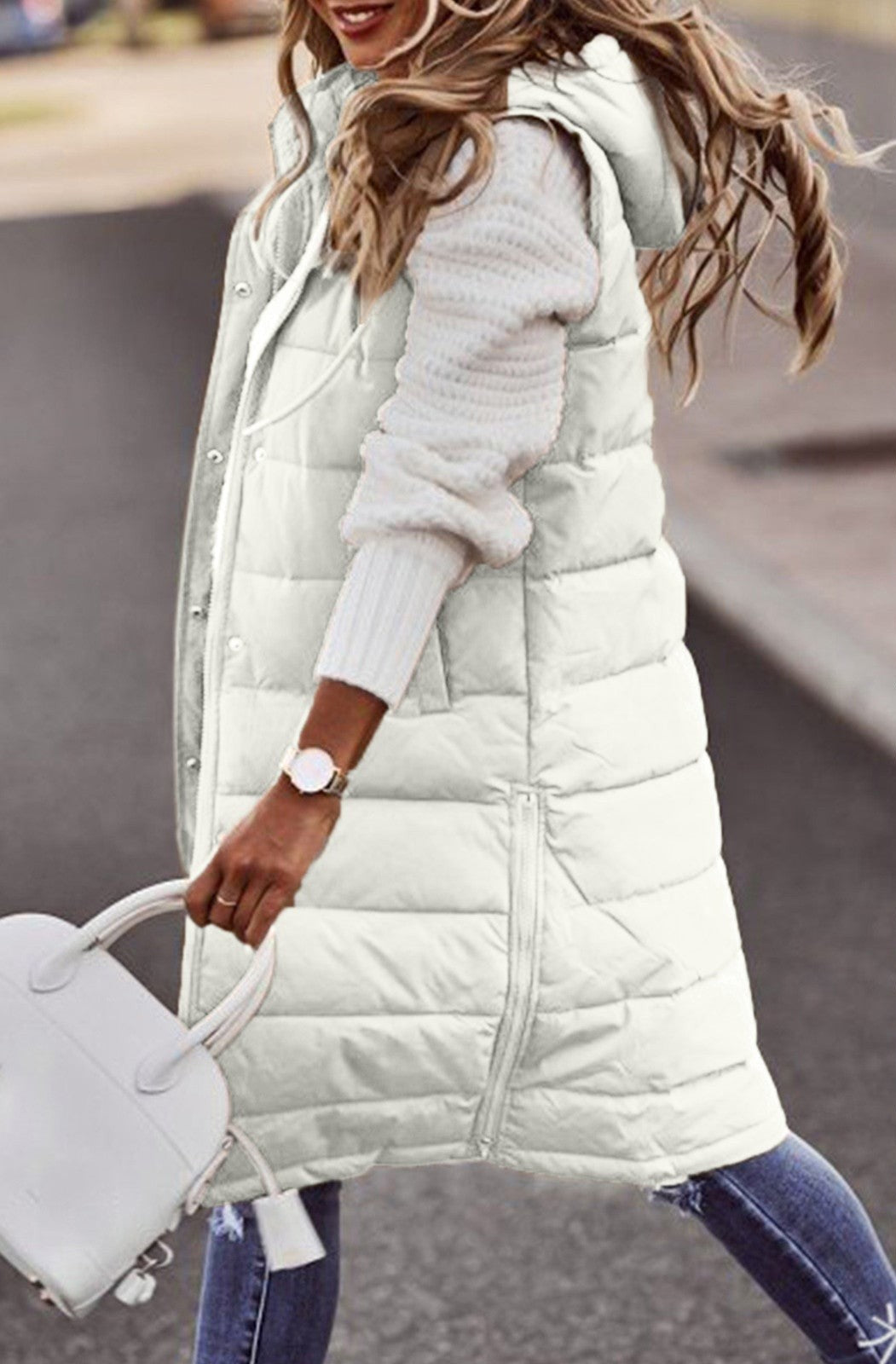 Langer Bodywarmer für Damen – Übergroße Passform – Gesteppte Wattierung – Überzieh-Stil mit Kapuze 6