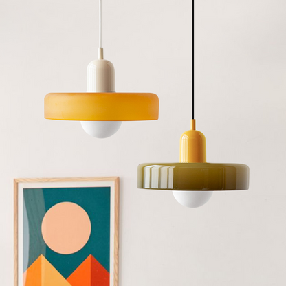 Linea | Bauhaus Farbglas-Pendelleuchte für klassisches Interieur 6