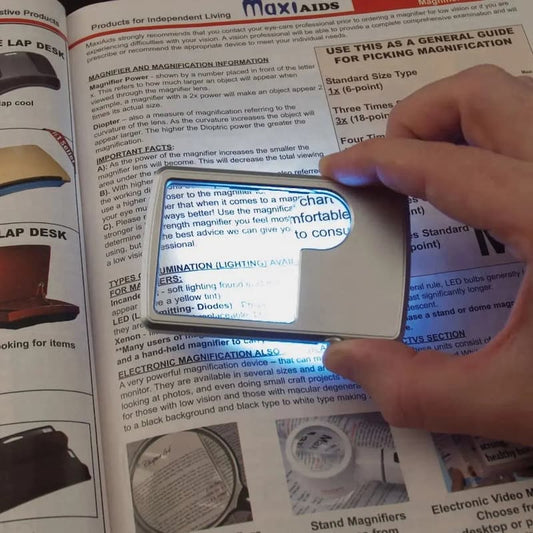 LoopLamp LED-Lupe 3x und 6x Vergrößerung – Tragbare Lupe mit integrierter Beleuchtung 0