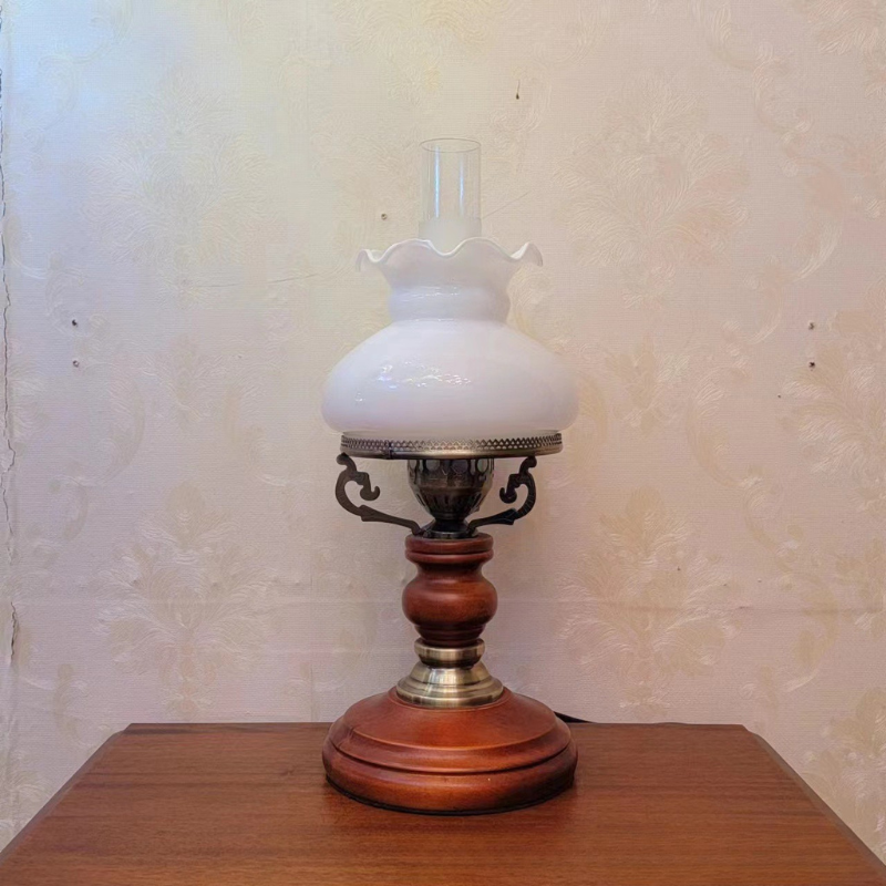 LumaSophie – Klassische rotbraune Urnen-Tischlampe 4