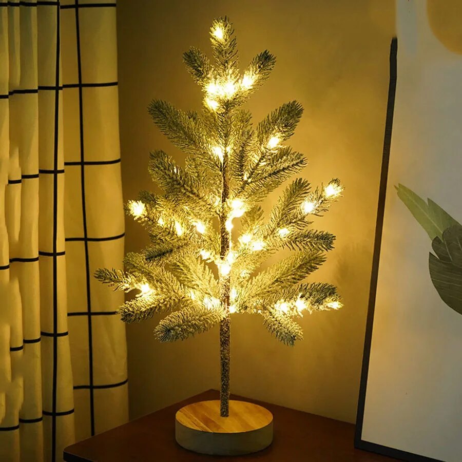 LumiPine – LED Weihnachtsbaum Tischlampe mit Warmweißem Licht 2