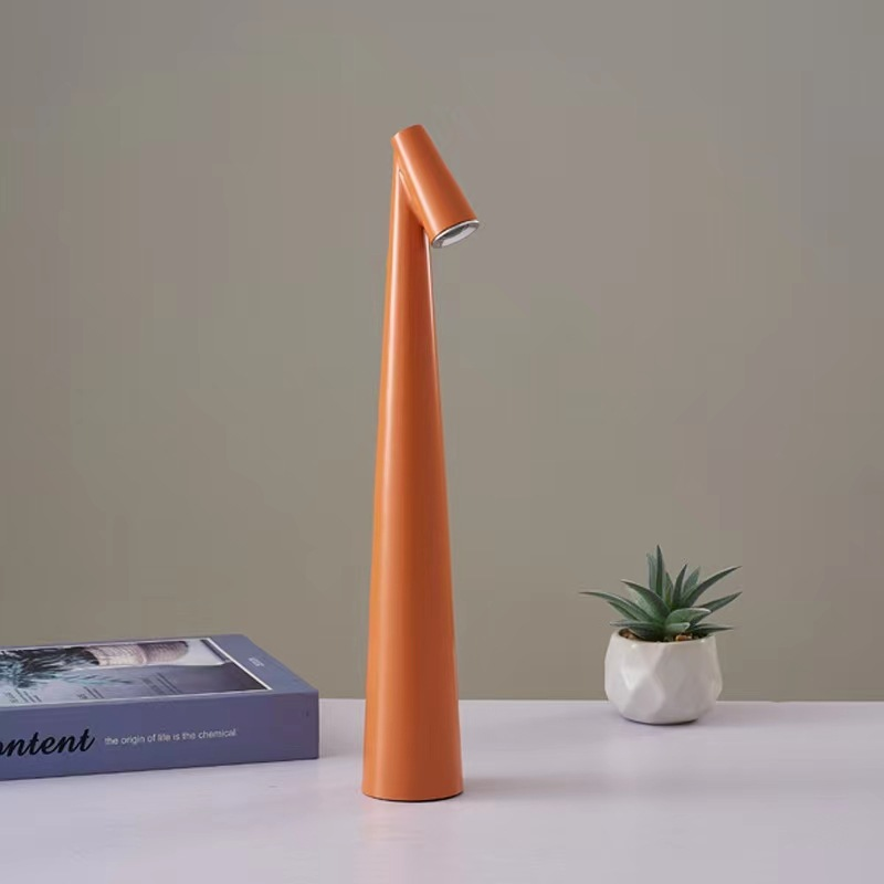 Lumina | Elegante minimalistische Tischlampe 6