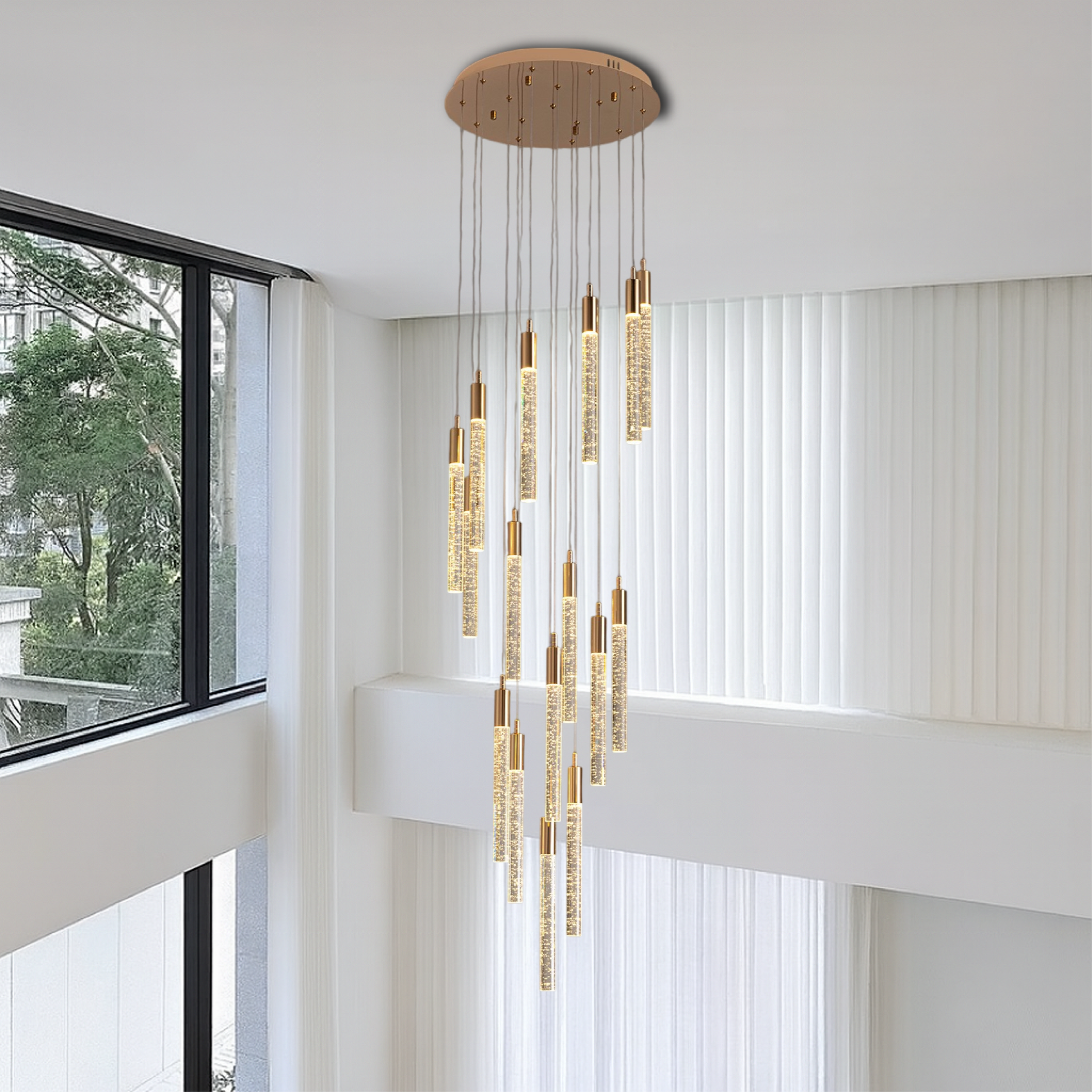 Lumina | Goldener Treppenleuchter aus Acryl für anspruchsvolle Innenräume 3