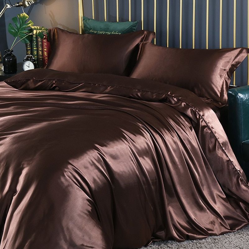 LuxeGlow – Satin-Bettwäscheset mit Baumwollgefühl 7