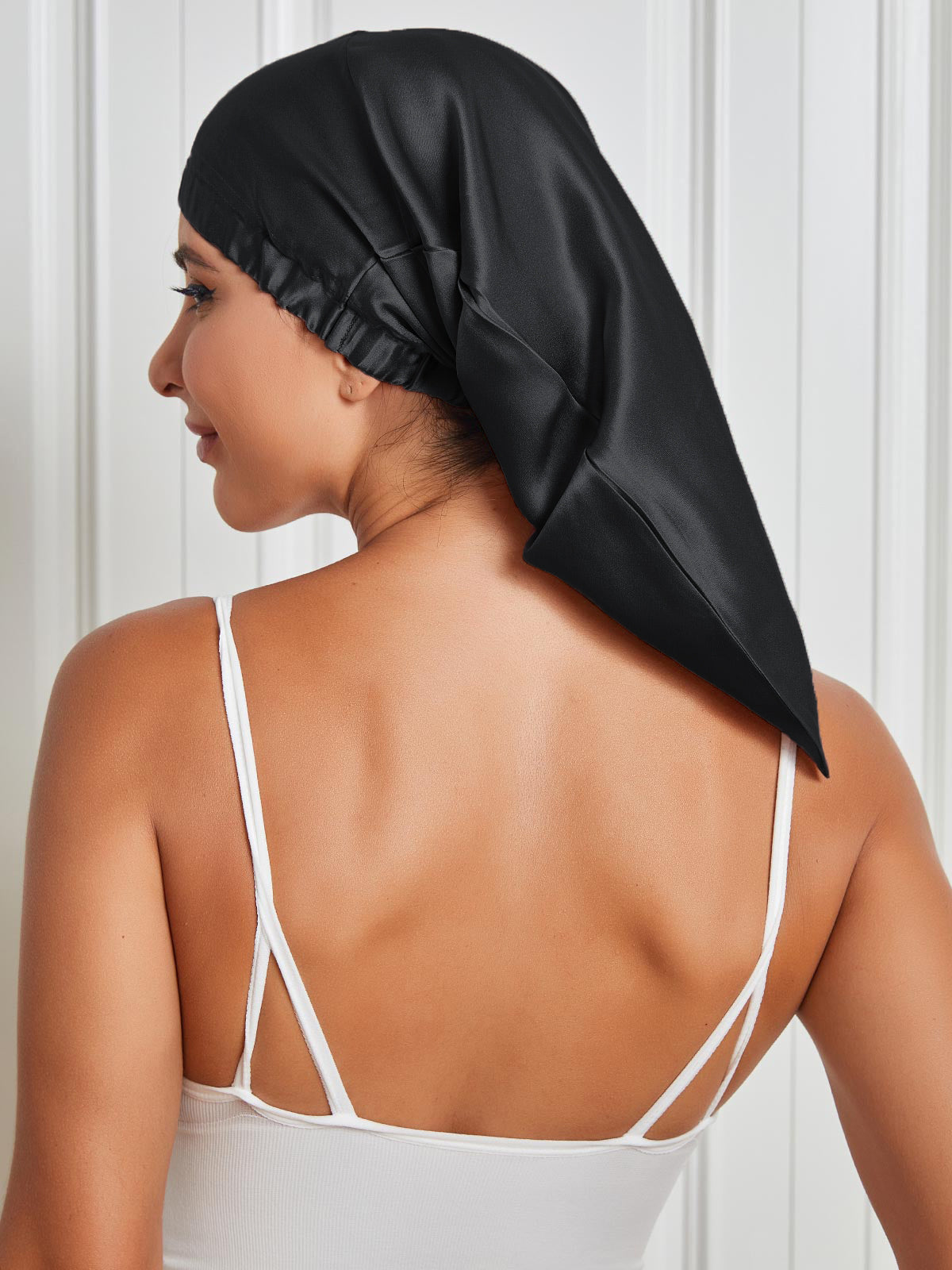 LuxeRest – Seiden-Schlafmütze für zeitlose Eleganz 2
