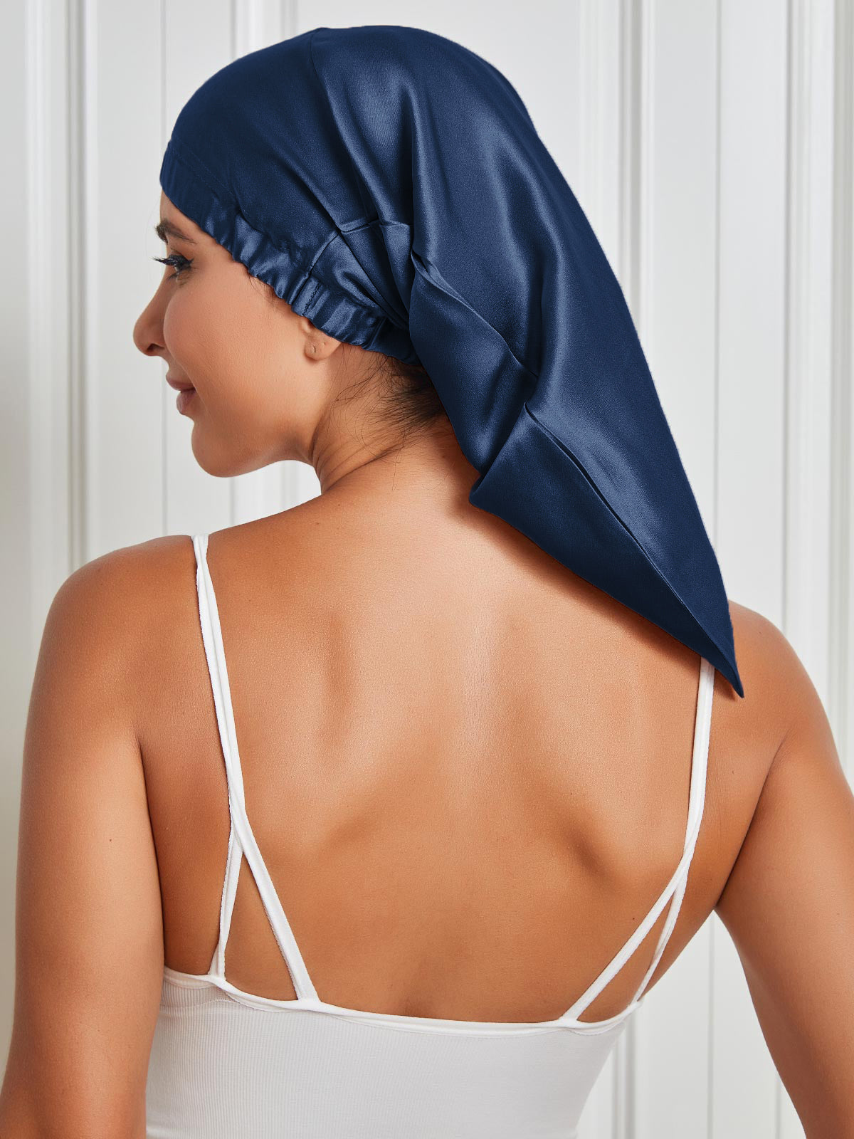 LuxeRest – Seiden-Schlafmütze für zeitlose Eleganz 3