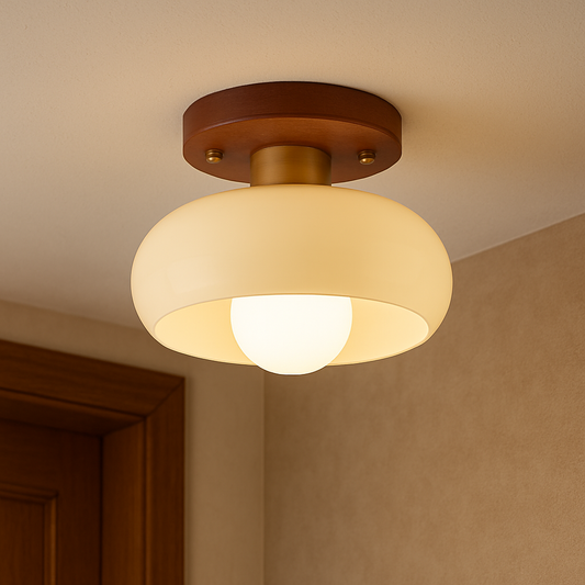 Lystra | Klassische Deckenlampe aus Holz in Creme 0