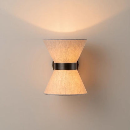 Lysun | Moderne, japanisch inspirierte Wabi Sabi-Wandlampe aus Seide 4