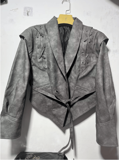 Madonna | Damen Winterjacke aus Leder mit Bindegürtel 5