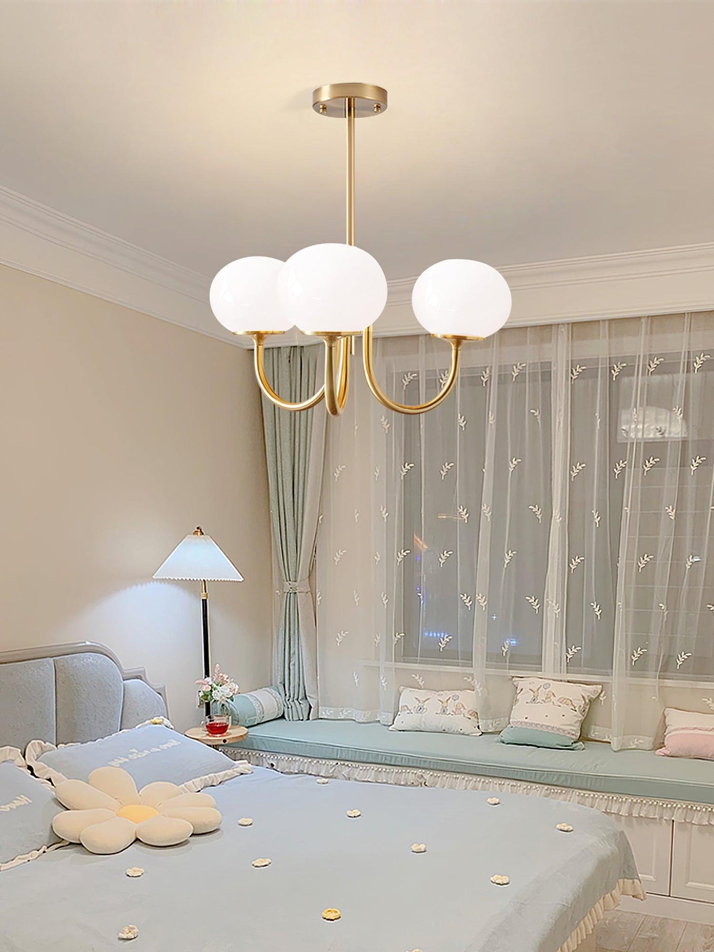 LuftBlüte Chic – Stylish Marshmallow Ceiling Light