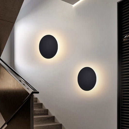 Moderne LED Wandleuchte Schwarz für Innenräume – Stilvolle Metallrunde mit Warmem Licht für Schlafzimmer und Wohnzimmer 0