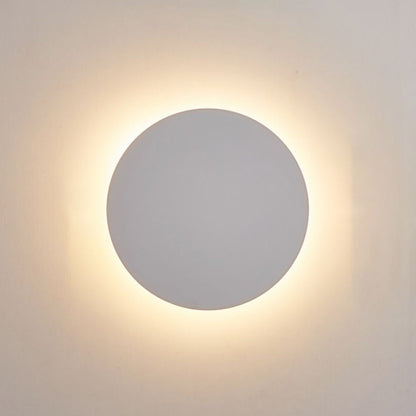 Moderne LED Wandleuchte Schwarz für Innenräume – Stilvolle Metallrunde mit Warmem Licht für Schlafzimmer und Wohnzimmer 3