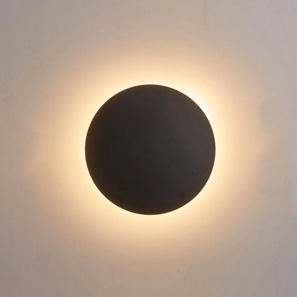 Moderne LED Wandleuchte Schwarz für Innenräume – Stilvolle Metallrunde mit Warmem Licht für Schlafzimmer und Wohnzimmer 4