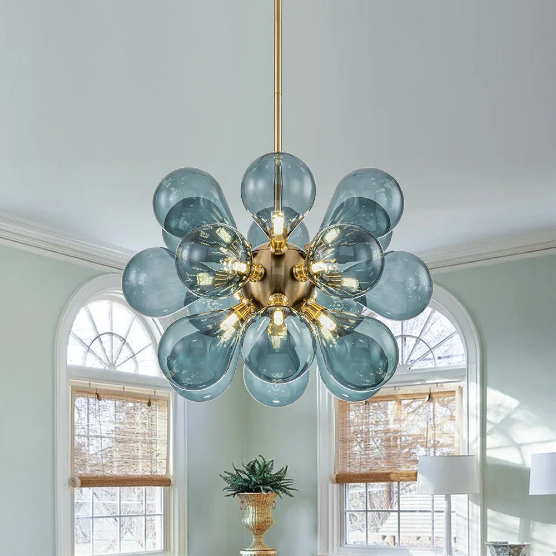 Nomis | Eleganter Cluster-Kronleuchter aus blauem Glas 1