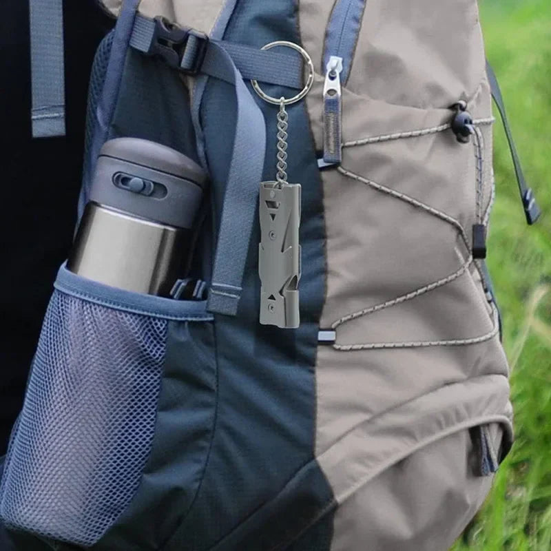Notfallpfeife aus Aluminium und Edelstahl – 120 dB Lautstärke, Wetterfest und Ultraleicht, Kompakt für Outdoor-Abenteuer 4