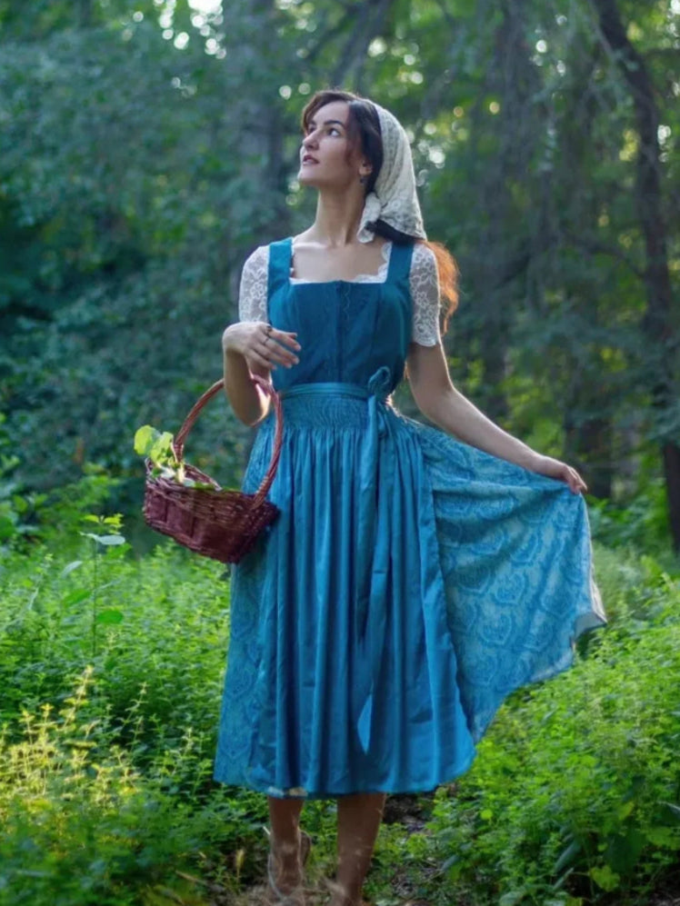 Oktoberfest-Dirndl aus Kunstfleece mit Schürze 1