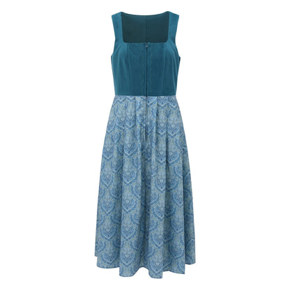 Oktoberfest-Dirndl aus Kunstfleece mit Schürze 6