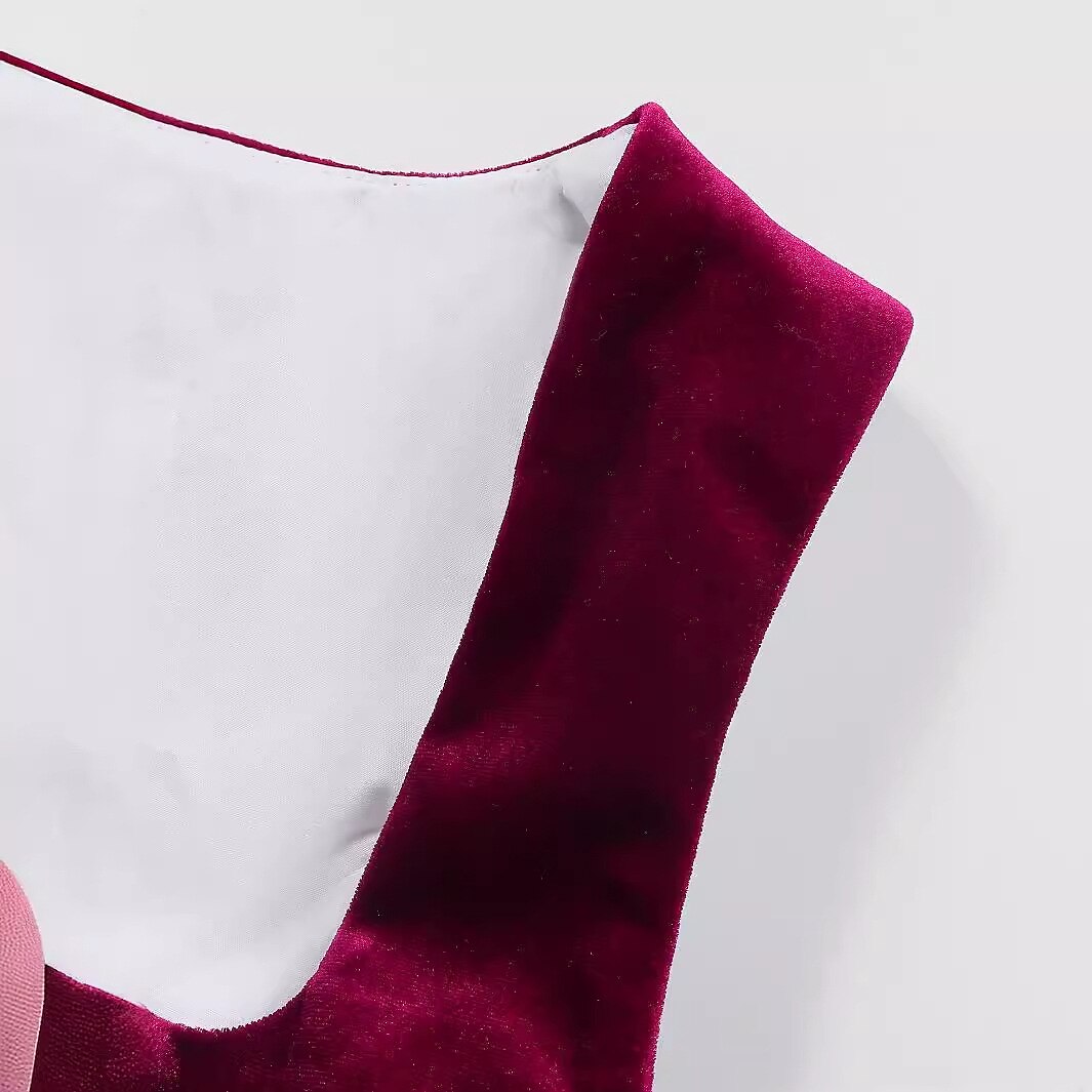 Oktoberfest Burgunderrotes traditionelles Dirndlkleid mit Schürze 6