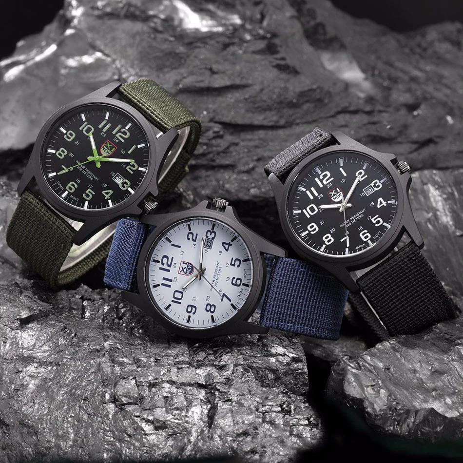 Robuste Uhr im Militärstil mit beleuchtetem Zifferblatt, wasserdicht, Stoppuhr und Datumsanzeige 1
