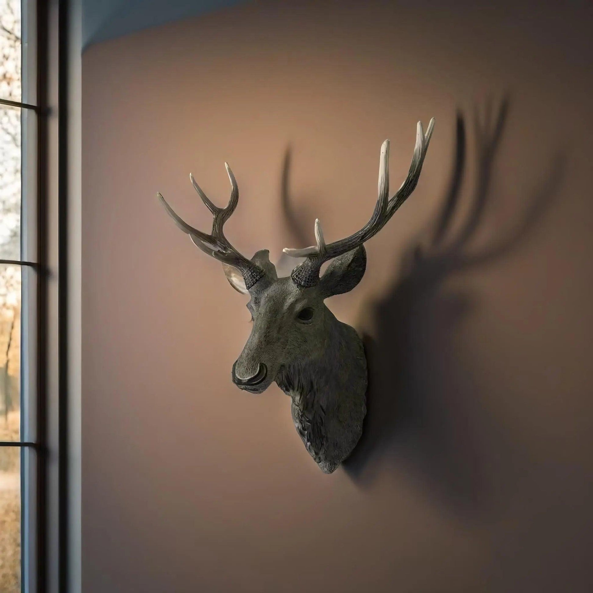 RoyalAntler – Majestätisches Hirschkopf-Dekor 6