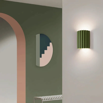 Lampada da parete moderna in resina – Illuminazione artistica per interni contemporanei