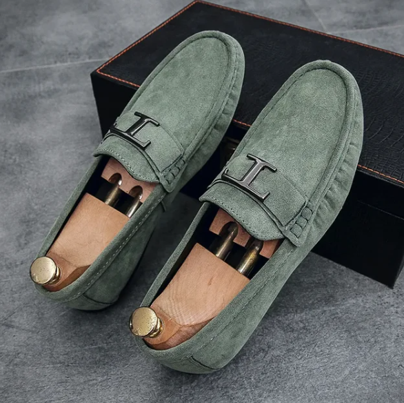Herren Slipper Schwarz Größe 42 Leder - Bequeme Schlupfschuhe für Legere und Formelle Anlässe-4