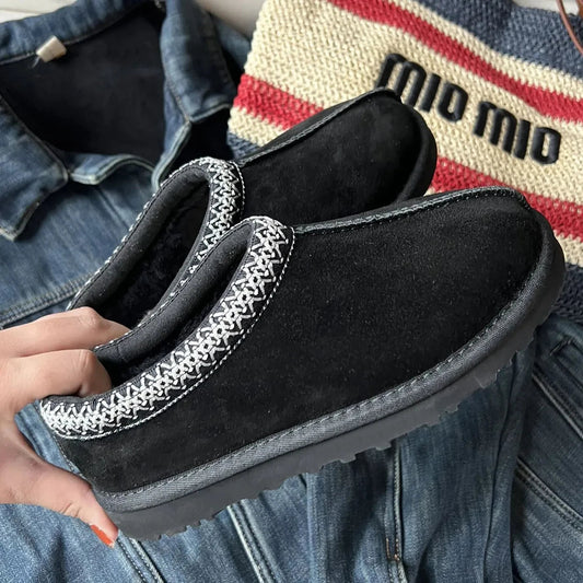 Schwarze Damen Ultra Mini Plateaustiefel – Kuschelige Winterstiefeletten mit Fellfutter 0