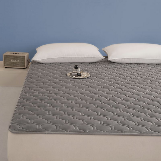 CoolRuhe | Self-cooling Plush Dog Bed in Various Sizes