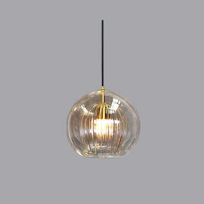 ShineSphere – Bernsteinfarbene Pendelleuchte mit strahlender Eleganz 9