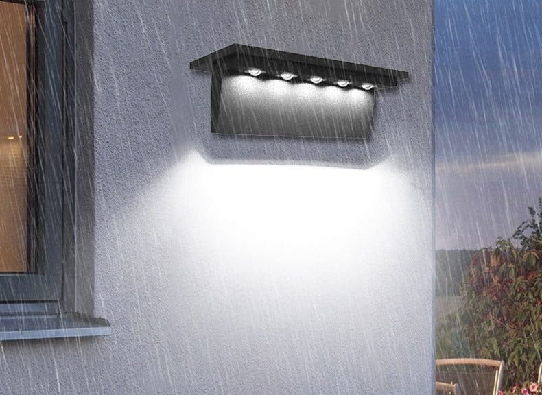 SmartGlow – Wetterfeste Außenleuchte mit Bewegungsmelder 4