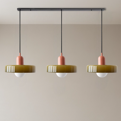 SoftGlow | 3-flammige Bauhaus-Pendelleuchte aus farbigem Glas für das Wohnen 10