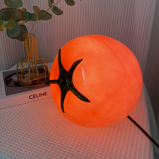 Statuenhaft | Dekorative Tomaten-Tischlampe 0