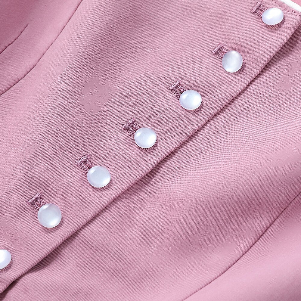 Traditionelles bayerisches Dirndlkleid mit Schürze 8